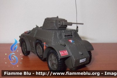 AB41
Carabinieri
Autoblindo Btg Mobile dopo guerra Servizio O.P. - Anni 40
Modello in scala
Parole chiave: AB41