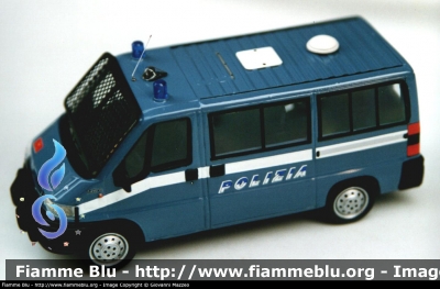 Fiat Ducato II serie
Polizia di Stato
Reparto Mobile

Parole chiave: Fiat Ducato_IIserie Polizia
