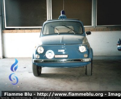 Fiat 500
Polizia di Stato
Questa macchina non ha mai prestato servizio nella polizia, ma è un restauro creativo della sezione della Polizia Stradale di Lanciano (Ch)
Parole chiave: Fiat 500 Polizia