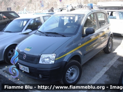 Fiat Nuova Panda 4x4 I serie
Guardia di Finanza Soccorso Alpino stazione di Limone P.te (CN) GDF738BE
Parole chiave: Fiat_Nuova Panda_4x4_Iserie_GDF_GDF738BE_soccorso alpino