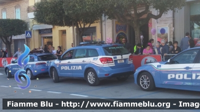 Fiat Freemont
Polizia di Stato
Polizia Stradale
POLIZIA M0229
In scorta al Giro d'Italia 2017
Parole chiave: Fiat Freemont POLIZIAM0229 Giro_Italia_2017