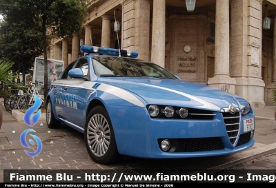 Alfa Romeo 159
Polizia Stradale
Polizia F7307
Parole chiave: Alfa-Romeo 159 PoliziaF7307