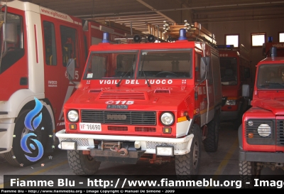 Iveco VM90
Vigili del Fuoco 
Comando Provinciale di Ascoli Piceno
VF 16690
Parole chiave: Iveco VM90 VF16690