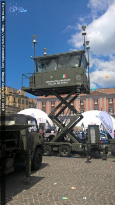 Torre di Controllo Mobile
Areonautica Militare Italiana
3° Stormo
AM CR 886
Parole chiave: AMCR886
