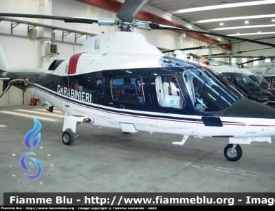Agusta A109 Power VIP
Carabinieri
Fiamma CC 86
Parole chiave: Agusta A109_Power_VIP FiammaCC86 Elicottero