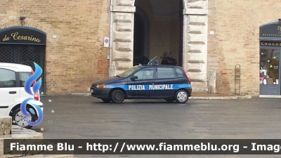 Fiat Punto I serie
Polizia Municipale di Assisi (PG)
Parole chiave: Fiat Punto_Iserie
