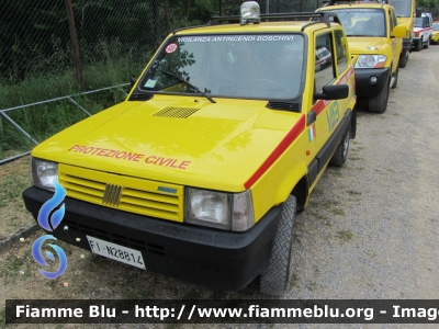 Fiat Panda 4x4 II serie
VAB Colline Medice (FI)
autoradio codice automezzo 143
Parole chiave: Fiat Panda_4x4_IIserie