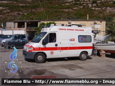 Citroen Jumper I serie
Croce Rossa Italiana
 Comitato Locale di Bosa (OR)
 Allestita Bollanti
 CRI 15503
Parole chiave: Sardegna (OR) Citroen Jumper_Iserie Ambulanza CRI15503 Bollanti