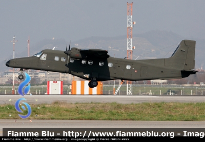 Dornier DO-228
Esercito Italiano
EI-101  MM62156
Parole chiave: Dornier DO-228