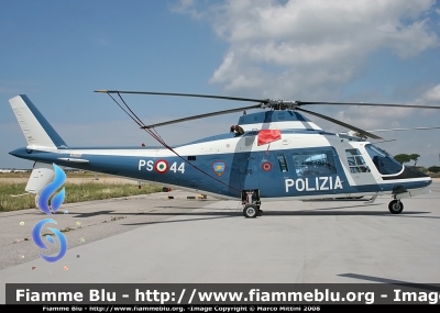 Agusta A 109
Polizia di Stato
Servizio Aereo
PS 44
Parole chiave: Agusta A_109 ps44