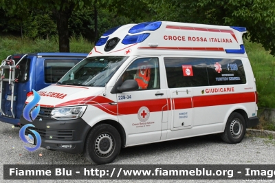 Volkswagen Transporter T6
Croce Rossa Italiana
Comitato Locale delle Giudicarie
Allestimento EDM
228-34
CRI 086 AF
Parole chiave: Volkswagen Transporter_T6 CRI086AF Ambulanza