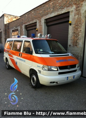 Volkswagen Transporter T4
Croce Bianca ER Ferrara
Parole chiave: Volkswagen Transporter_T4 Ambulanza