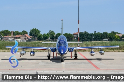 Aermacchi MB339PAN
Aeronautica Militare Italiana
313° Gruppo Addestramento Acrobatico
Stagione esibizioni 2019
Valore Tricolore
Pony 10
Parole chiave: Aermacchi MB339PAN PONY10