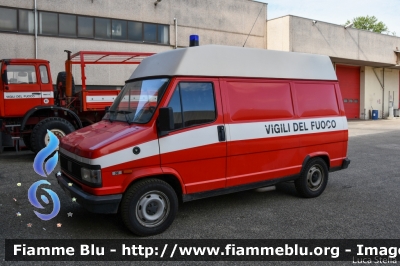 Fiat Ducato I serie
Vigili del Fuoco
Comando Provinciale di Parma
VF 17488
Parole chiave: Fiat Ducato_Iserie VF17488