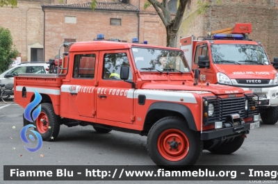 Land Rover Defender 130
Vigili del Fuoco
 Comando Provinciale di Bologna
 Distaccamento Volontario di Medicina
 VF 18632
Parole chiave: Land-Rover Defender_130 VF18632