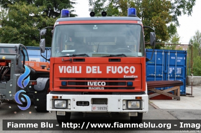 Iveco EuroFire 150E27 I serie
Vigili del Fuoco
Comando Provinciale di Modena
AutoPompaSerbatoio allestimento Iveco-Magirus
VF 18939
Parole chiave: Iveco EuroFire_150E27_Iserie VF18939