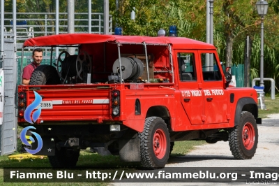 Land Rover Defender 130
Vigili del Fuoco
Comando Provinciale di Forlì Cesena
Distaccamento Volontario di Savignano sul Rubicone
VF 21988
Parole chiave: Land-Rover Defender_130 VF21988