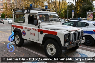 Land Rover Defender 90
Vigili del Fuoco
Comando Provinciale di Bologna
Distaccamento Volontario di San Pietro in Casale
VF 22045
Parole chiave: Land-Rover Defender_90 VF22045