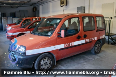 Fiat Doblò I serie
Vigili del Fuoco
Comando Provinciale di Ferrara
VF 22155
Parole chiave: Fiat Doblò_Iserie VF22155