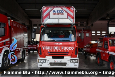 Iveco EuroFire 150E28 II serie
Vigili del Fuoco
Comando Provinciale di Ferrara
AutoScala da 30 metri allestimento Iveco-Magirus
VF 22939
Parole chiave: Iveco EuroFire_150E28_IIserie VF22939