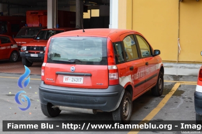 Fiat Nuova Panda 4x4 I serie
Vigili del Fuoco
Comando Provinciale di Modena
VF 24317
Parole chiave: Fiat Nuova_Panda_4x4_Iserie VF24317