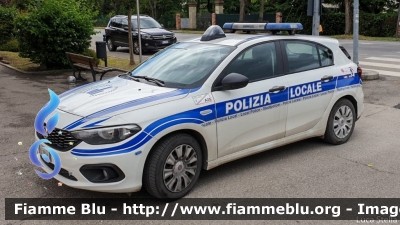 Fiat Nuova Tipo
Polizia Locale
"Unione dei Comuni della Bassa Romagna"
Comune di Lavezzola (RA)
POLIZIA LOCALE YA 331 AL
Parole chiave: Fiat Nuova_Tipo POLIZIALOCALEYA331AL