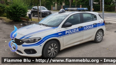Fiat Nuova Tipo
Polizia Locale
"Unione dei Comuni della Bassa Romagna"
Comune di Lavezzola (RA)
POLIZIA LOCALE YA 331 AL
Parole chiave: Fiat Nuova_Tipo POLIZIALOCALEYA331AL