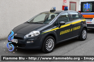 Fiat Punto VI serie
Guardia di Finanza
GdiF 397 BM
Parole chiave: Fiat Punto_VIserie GdiF397BM Reas_2021