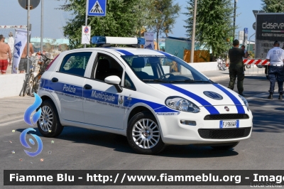 Fiat Punto VI serie
Polizia Municipale Bellaria-Igea Marina (RN)
M51
Parole chiave: Fiat Punto_VIserie Bell_Italia_2021