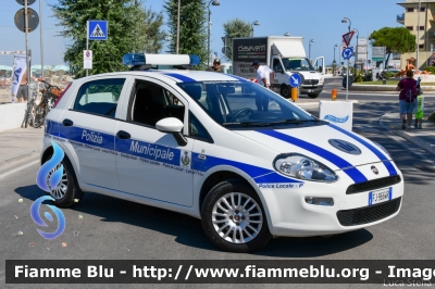Fiat Punto VI serie
Polizia Municipale Bellaria-Igea Marina (RN)
M51
Parole chiave: Fiat Punto_VIserie Bell_Italia_2021