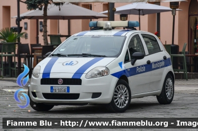 Fiat Grande Punto
Polizia Locale
Polizia del Delta
Allestimento Focaccia
POLIZIA LOCALE YA 555 AE
PL DELTA/03
Parole chiave: Fiat Grande_Punto POLIZIALOCALEYA555AE