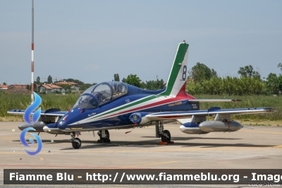 Aermacchi MB339PAN
Aeronautica Militare Italiana
313° Gruppo Addestramento Acrobatico
Stagione esibizioni 2019
Valore Tricolore
Pony 8
Parole chiave: Aermacchi MB339PAN PONY8
