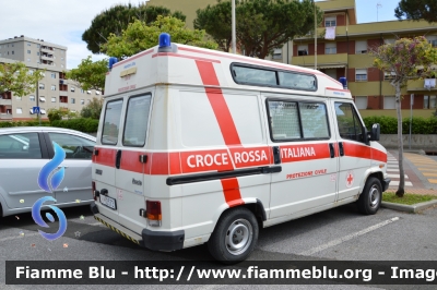 Fiat Ducato I serie II restyle
Croce Rossa Italiana
Comitato Locale di Rosignano
Allestita Maf
convertita da Ambulanza a furgone per il gruppo di protezione civile
CRI 13573
Parole chiave: Fiat Ducato_Iserie_IIrestyle CRI13573