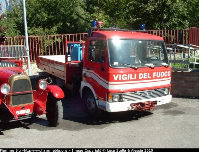 Fiat Iveco OM 60-10
Vigili del Fuoco
VF 13439
Parole chiave: Fiat Iveco OM 60-10 VF13439 Raduno_Nazionale_VVF_2010