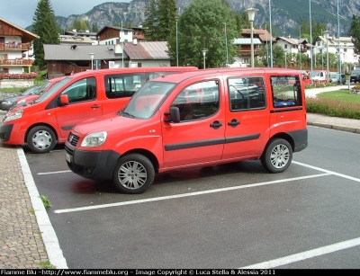 Fiat Doblò II serie
Vigili del Fuoco
VF 24863
Parole chiave: Fiat Doblò_IIserie VF24863 Raduno_Nazionale_VVF_2010