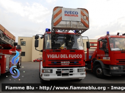 Iveco EuroFire 150E27 I serie
Vigili del Fuoco
 Comando Provinciale di Vicenza
 AutoScala da 32 metri allestimento Iveco-Magirus
 VF 21043
Parole chiave: Iveco EuroFire_150E27_Iserie VF21043