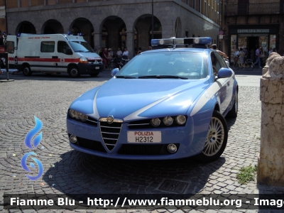 Alfa Romeo 159
Polizia di Stato
Squadra Volante
POLIZIA F6206
Parole chiave: Alfa_Romeo 159 POLIZIAF6206 