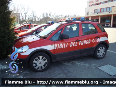 Fiat Sedici
Vigili del Fuoco
Comando Provinciale di Bologna
VF 26575
Parole chiave: Fiat Sedici VF26575