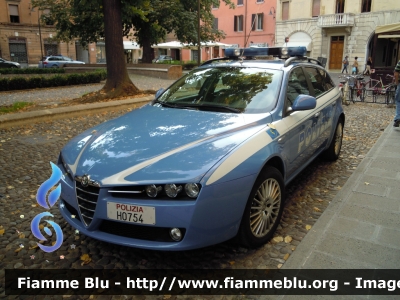 Alfa Romeo 159 Sportwagon
 Polizia di Stato
 Polizia Stradale
 POLIZIA H0754

Festa della Polizia Ferrara 2011
Parole chiave: Alfa-Romeo 159_Sportwagon POLIZIAH0754 Festa_della_Polizia_Ferrara_2011