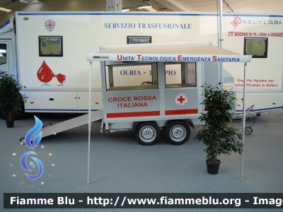 Carrello
Croce Rossa Italiana
 Comitato locale di Cossato (BI)
 Carrello Allestimento Aricar
Unità Tecnologica Emergenza Sanitaria
Parole chiave: Carrello Reas_2011