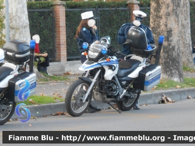 Bmw F650GS
Polizia Municipale Ferrara
Parole chiave: Bmw F650GS
