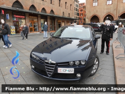 Alfa Romeo 159
Carabinieri
CC CP 651
Festa delle Forze Armate 2012
Parole chiave: Alfa-Romeo 159 CCCP651 Festa_Forze_Armate_2012