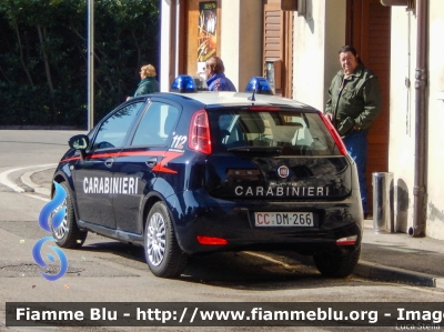 Fiat Punto VI serie
Carabinieri
CC DM 266
Parole chiave: Fiat Punto_VIserie CCDM266