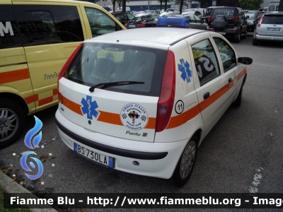 Fiat Punto II serie
Pubblica assistenza Croce Italia Piemonte (TO)
Parole chiave: Fiat Punto_IIserie Reas_2012