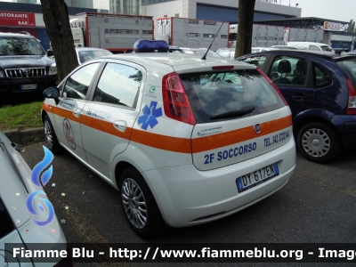 Fiat Grande Punto
2F soccorso
Automedica Allestimento Mariani Fratelli
Parole chiave: Fiat Grande_Punto Automedica Reas_2012