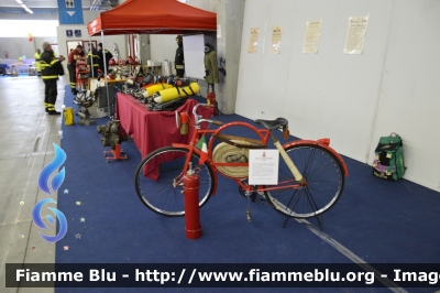Bicicletta
Vigili del Fuoco
Comando Provinciale di Brescia
In esposizione al Reas 2013
Parole chiave: Bicicletta Reas_2013