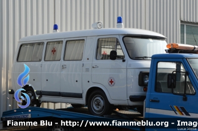 Fiat 238
Croce Rossa Italiana
Comitato Provinciale di Piacenza
CRI 12084
Parole chiave: Fiat 238 CRI12084 Ambulanza Reas_2017