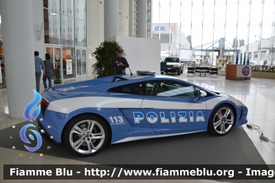 Lamborghini Gallardo II serie Restyle
Polizia di Stato
Polizia Stradale
In esposizione al Reas 2013
POLIZIA H3376

Parole chiave: Lamborghini Gallardo_IIserie_Restyle POLIZIAH3376 Reas_2013