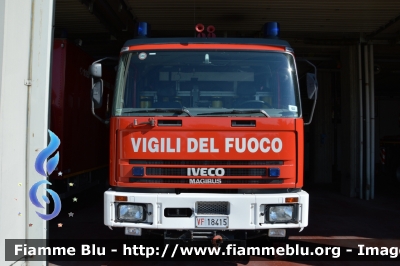 Iveco EuroFire 150E27 I serie
Vigili del Fuoco
Comando Provinciale di Forlì Cesena
AutoPompaSerbatoio allestimento Iveco-Magirus
VF 18415
Parole chiave: Iveco EuroFire_150E27_Iserie VF18415