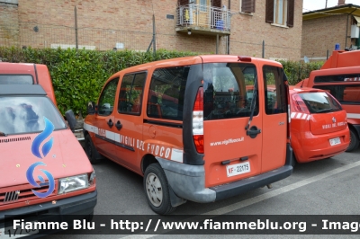 Fiat Doblò I serie
Vigili del Fuoco
Comando Provinciale di Siena
VF 22175
Parole chiave: Fiat Doblò_Iserie VF22175
